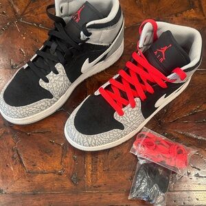 Nike Kids Sneakers Black and Red